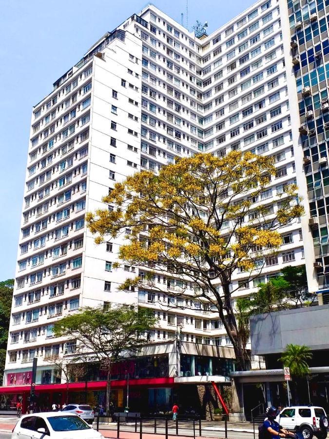 Avenida Paulista - Apartamento *