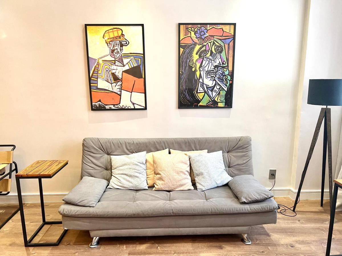 Avenida Paulista - Apartamento *